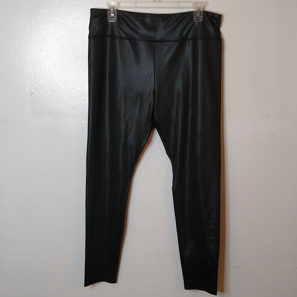 Wild Fable Women's Size XL faux leather pants. Trendy